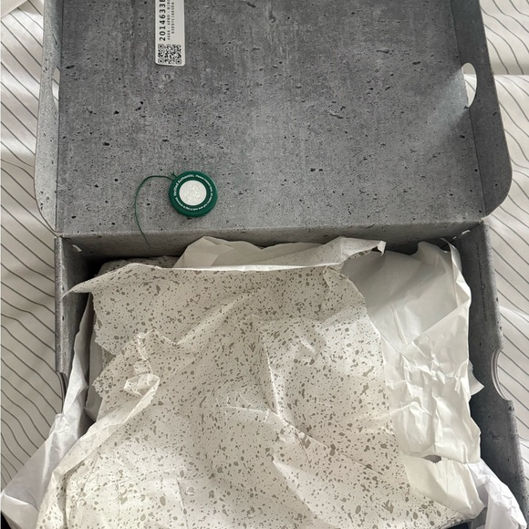 Stock X verified Jordan 4 concrete size 10 men’s. Good condition - Picture 7 of 9